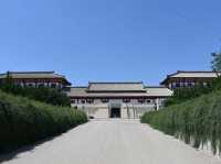 Yang Mausoleum