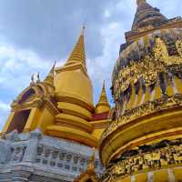 วัดตรีทศเทพ เขตพระนคร