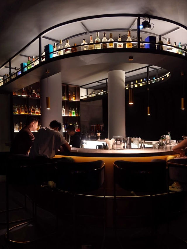 Aura Mixology