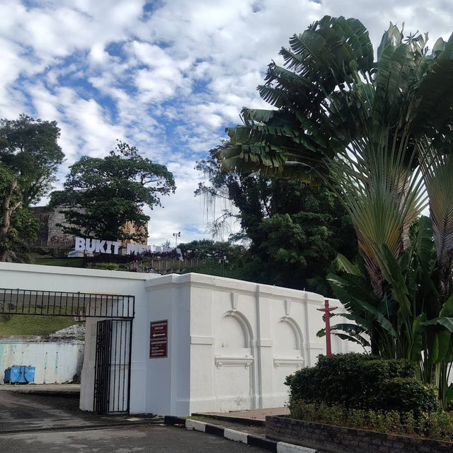 St. Paul’s Hill & Church (Bukit St. Paul)