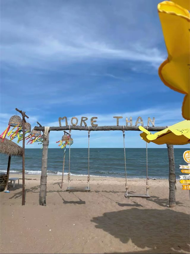 MORE THAN beach & cafe ☕️⭐️🍋✨