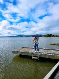 Whakarewarewa – The Living Māori Village by Lake Rotorua 