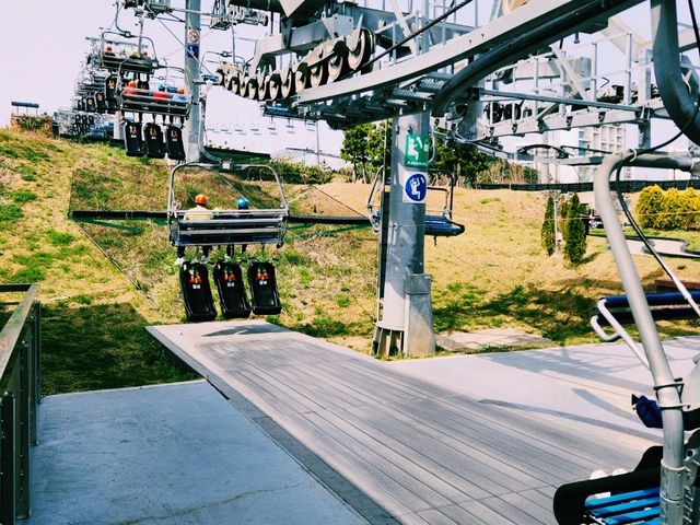 🛷【風馳電掣】釜山 Sky Luge：一家大小都會愛上的滑行快感！