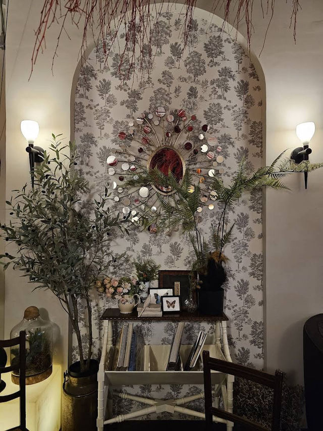 Pewter Tag Hatyai, Vintage Whimsy Meets Dessert Delight