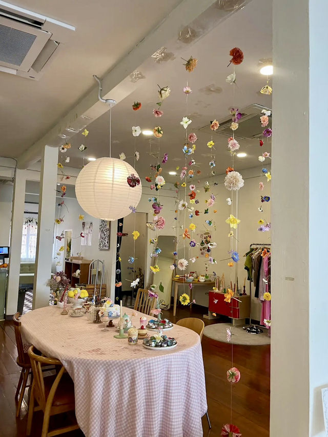 ละเลียดความสุขทีละสี ปั้นความฝันให้แท่งเทียน🕯️🌸