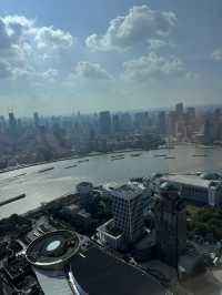 上海浦東麗思卡爾頓酒店 52 樓下午茶，高空之上的優雅食光