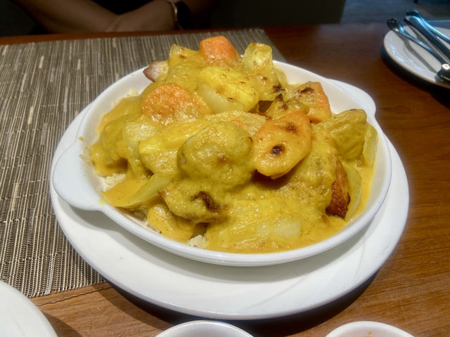 五餅二魚之甜蜜初體驗💕✨ Mall Cafe🍴🍮🥘