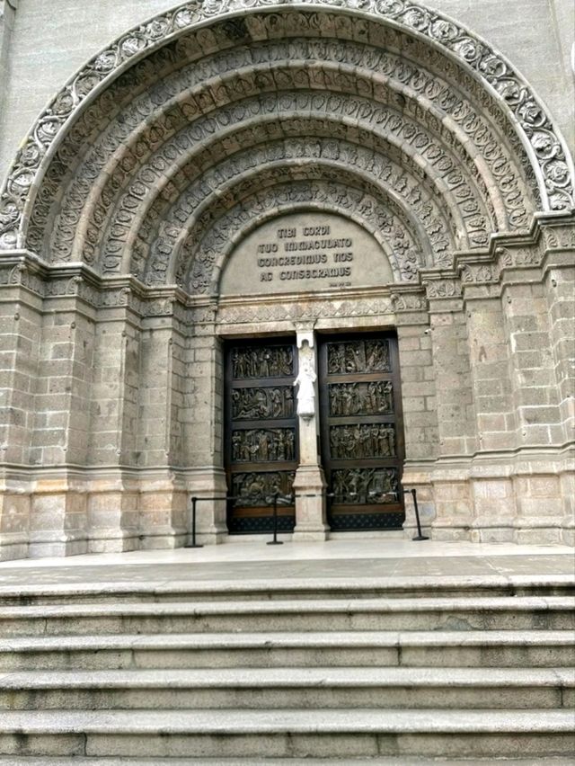 Manila Cathedral: A Sacred Landmark in Intramuros