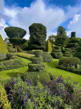 레벤스 홀 & 가든: 컴브리아의 역사적인 저택과 아름다운 정원