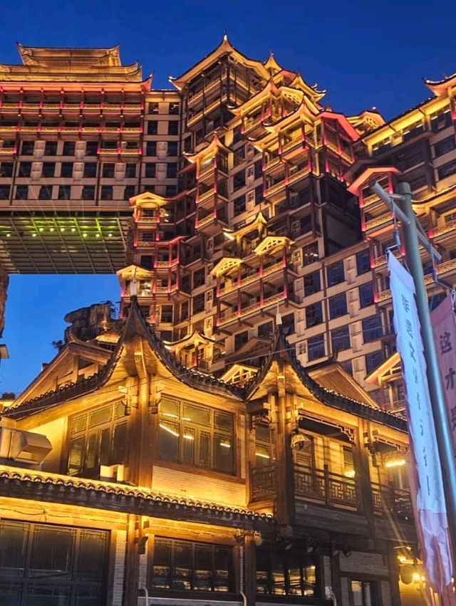 張家界夜遊72奇樓令人驚艷😯
