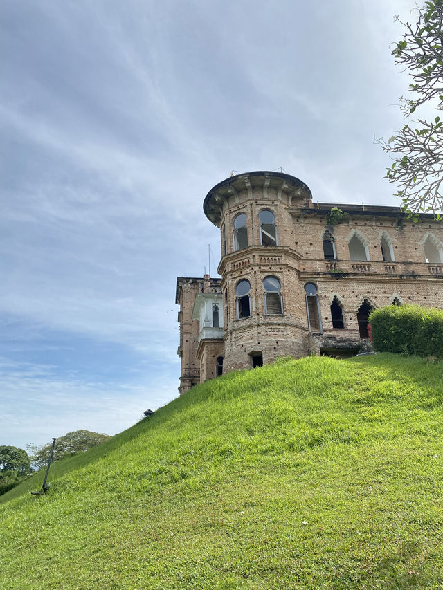 Caves, Coffee & Calm — A Weekend in Ipoh