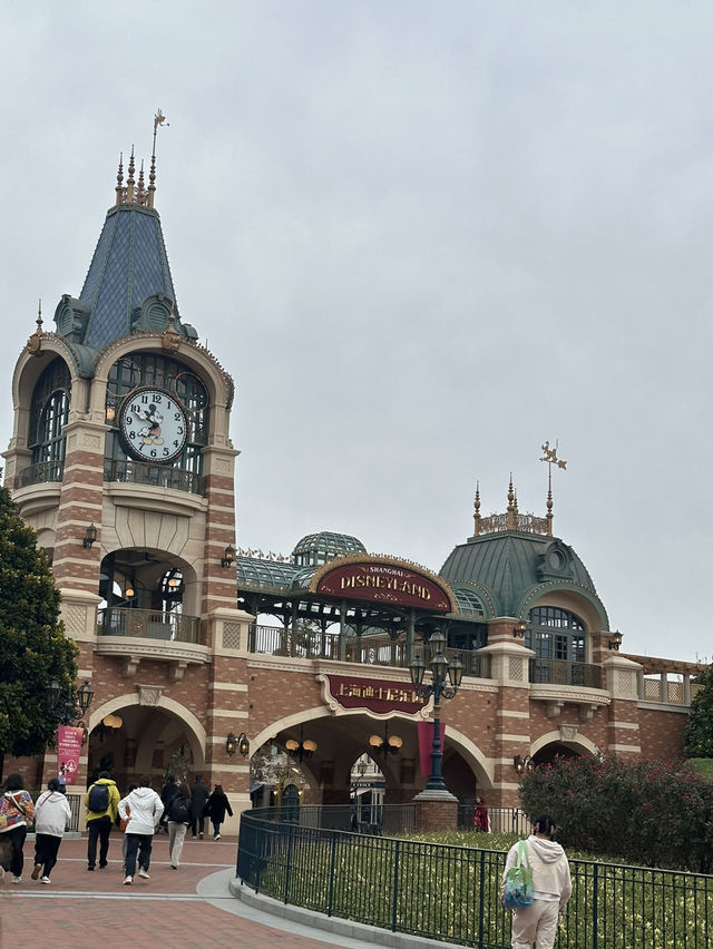 入園瞬間樂園氛圍滿分🥰 入園瞬間樂園氛圍滿分🥰