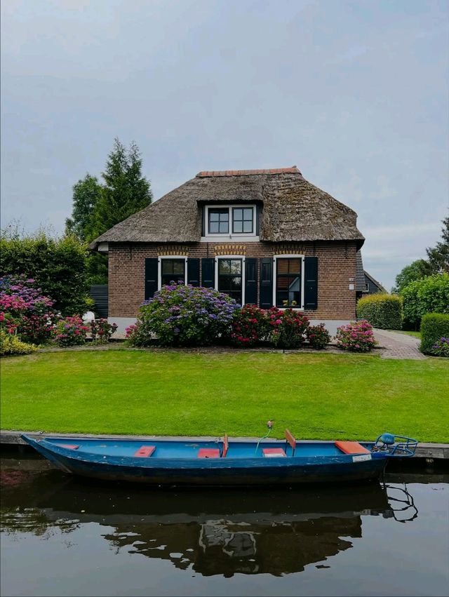 Giethoorn Village