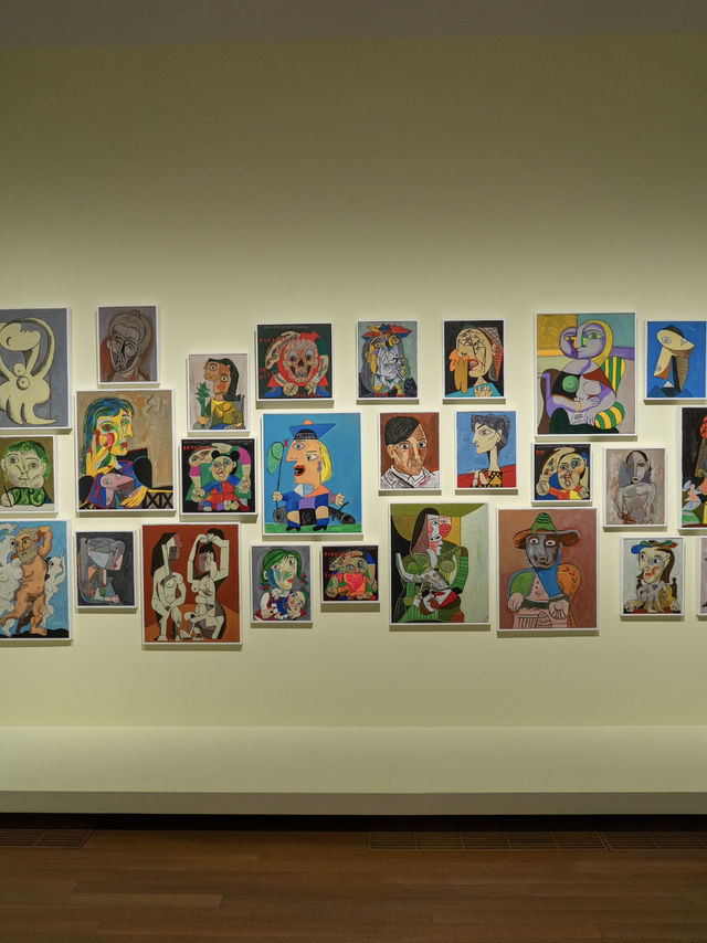 Must Visit Hong Kong Art Museum 