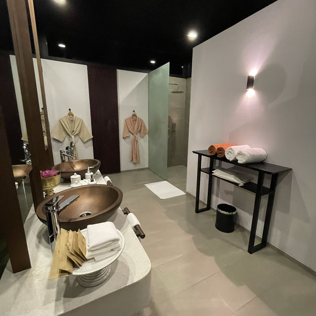 柬埔寨貢布 Amber kampot