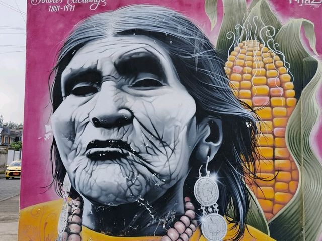 Walking around Otavalo town 