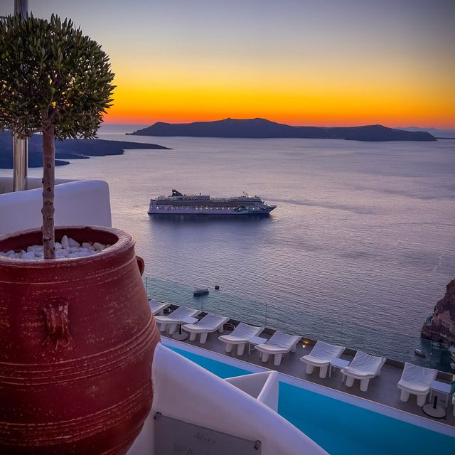 Athina Luxury Suites, Santorini 🌅 