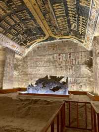 Exploring the Valley of the Kings 🏺 