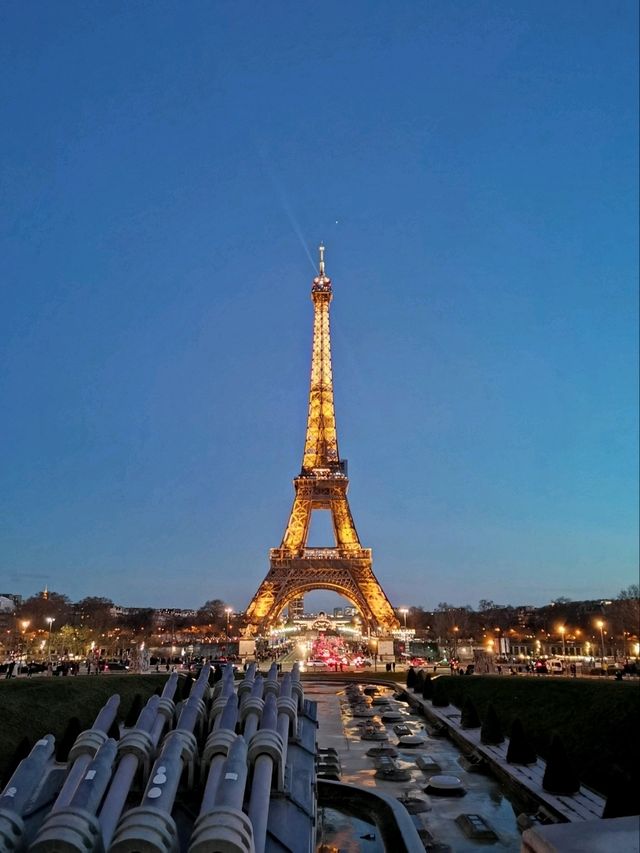 Eiffel Tower View Spot🗼