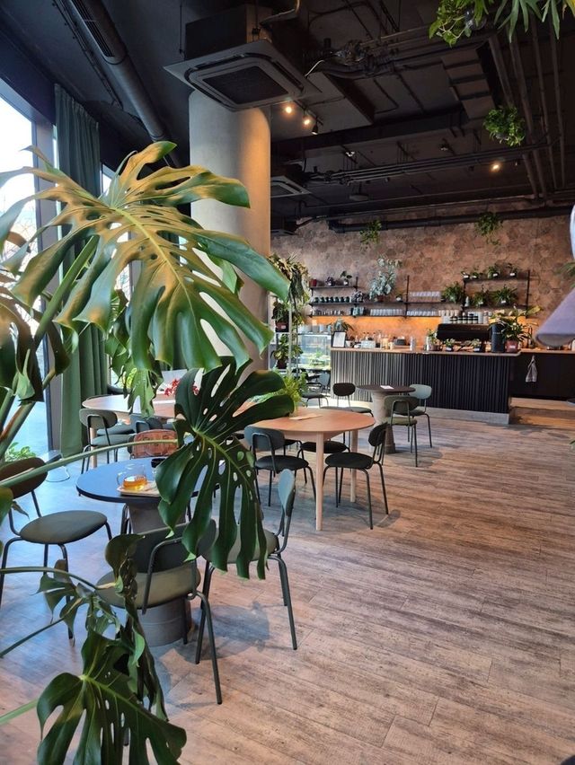 A new multifuncional complex blooming in Bratislava!