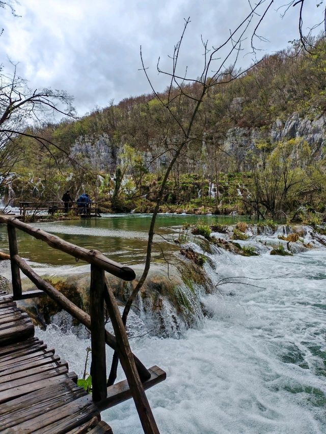 Plitvice Lakes National Park, Croatia’s most popular tourist attraction!🐾