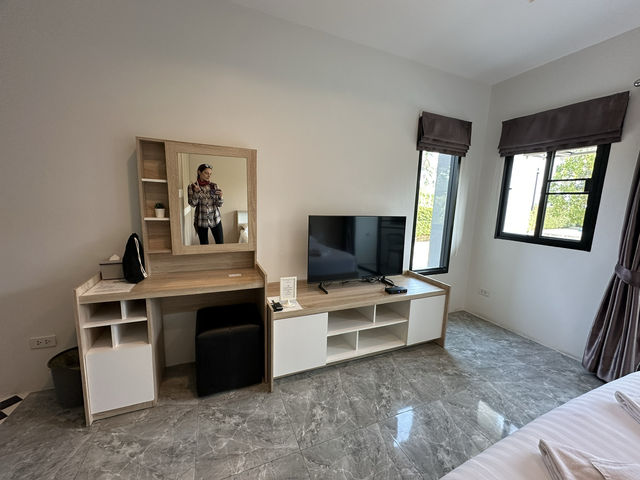 Lovely hotel to stay at Prachuap town