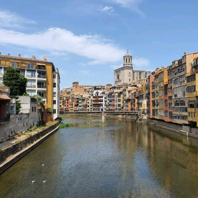 A Peaceful Day in Girona
