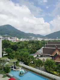 [Пхукет] Спокойный отель в шумном Патонге Ramada by Wyndham Deevana