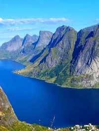 🏔️ Lofoten, Norway — Dramatic Peaks, Quiet Fjords, and Storybook Villages