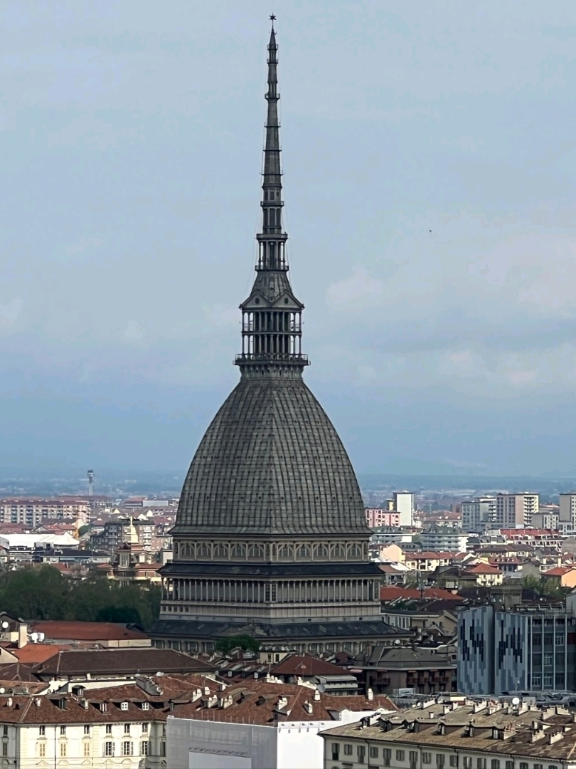 🇮🇹 🏛️ โมล อันโตเนลเลียนา – ตูริน, อิตาลี