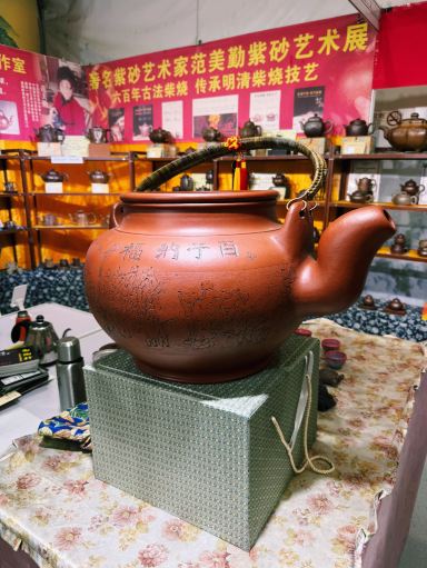 観光客税を払わずに本物の中国茶器を購入する秘訣🫖 | Trip.com 北京