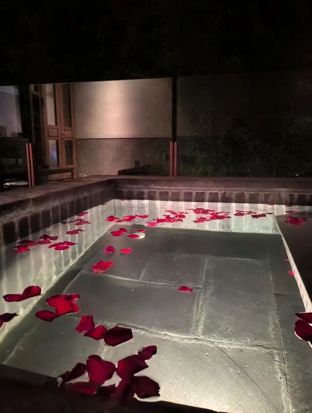 在騰沖泡溫泉擺爛太幸福了！