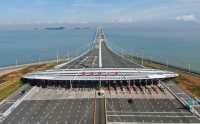 港珠澳大橋遊正式開通，全程約140分鐘
