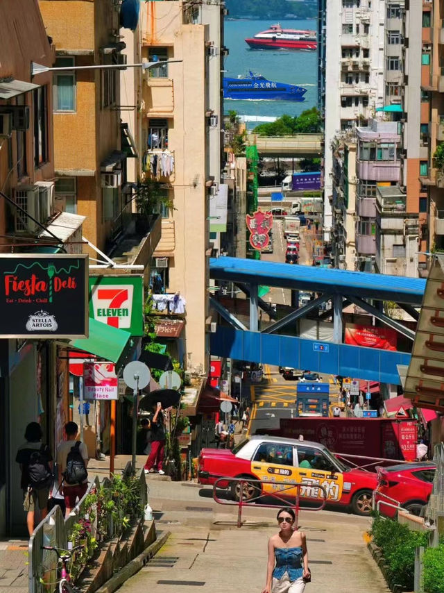 堅尼地城 在香港 citywalk也太美了吧~長長的海岸線、各種風格的建築、浪漫的街景~太值得一遊啦