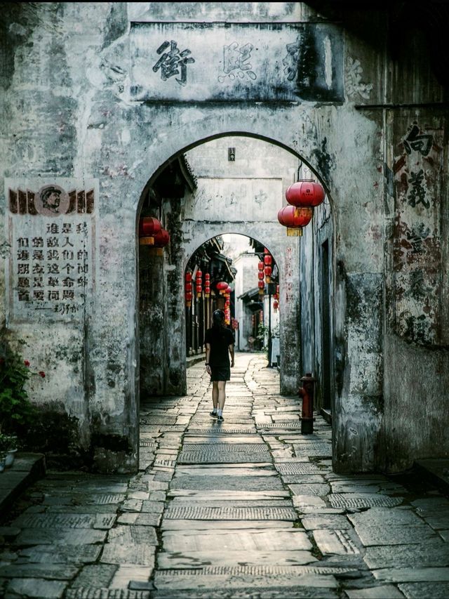 湖南洪江黔陽古城丨一片冰心在玉壺，芙蓉樓丨節孝祠，小吃春捲