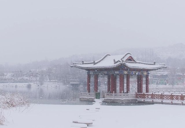 大美西和，雪景美不勝收