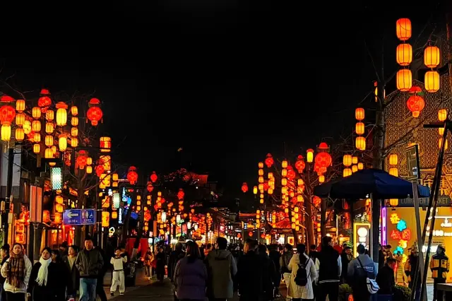 景は金陵の景、城は南京の城