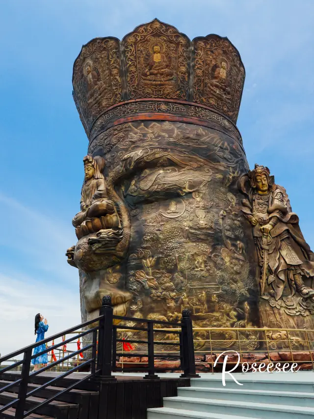 I truly cannot believe it! There exists such a mystical ancient temple in Shanghai!