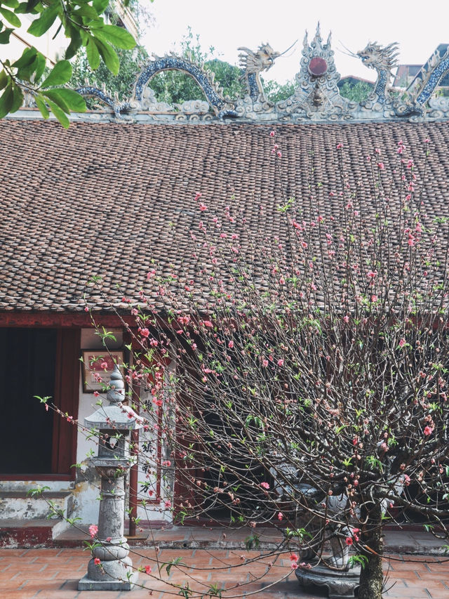 越南旅遊｜河內四大名寺之一金蓮祠 Đình Kim Liên