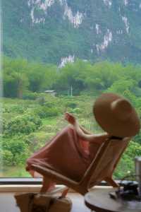 陽朔新晉避世秘境度假酒店|住進山景油畫