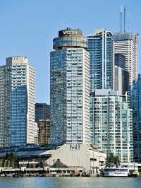 🌟✨ Toronto's Finest Stay: Westin Harbour Castle 🏨🍁