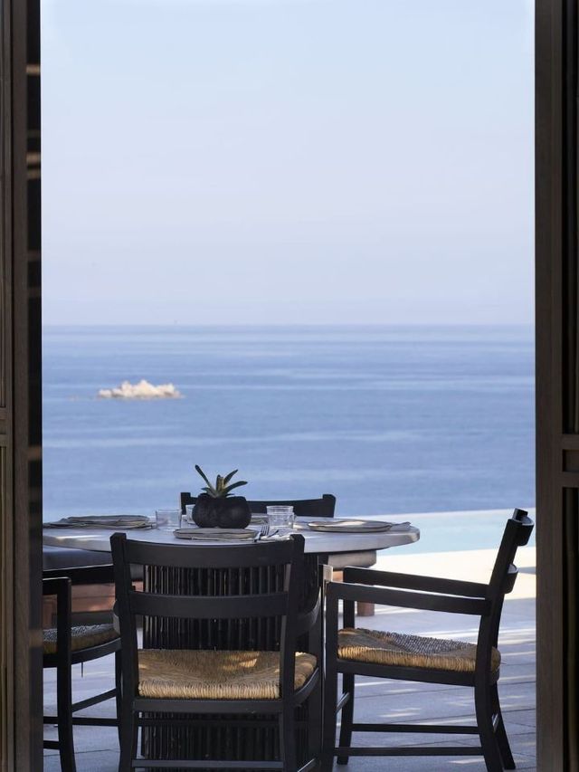 🏖️ Mykonos Marvels: Top Hotels Unveiled 🌟