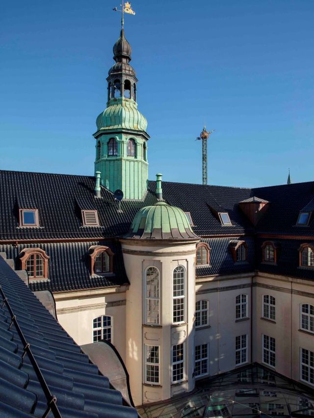 🏰✨ Copenhagen's Historic Hotel Haven 🛎️🌿