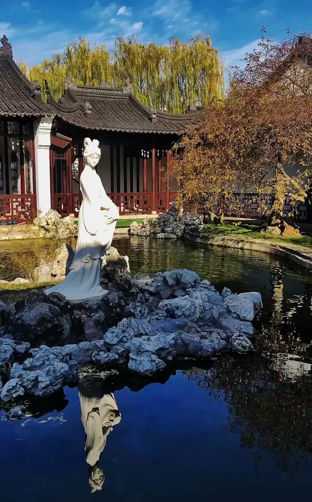 Attend a Begonia Flower Meeting at Mochou Lake | The Most Beautiful Flower Viewing Spot in Nanjing