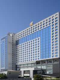 🌟✈️ Ahmedabad's Luxe Haven: Taj Skyline Highlights ✈️🌟