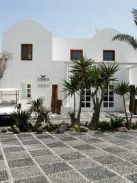 🌟 Santorini's Luxe Hideaway: Aressana Spa Hotel 🌟