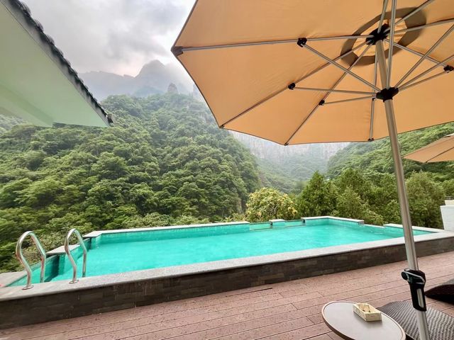 在八里溝：見山，見瀑，歸自然！