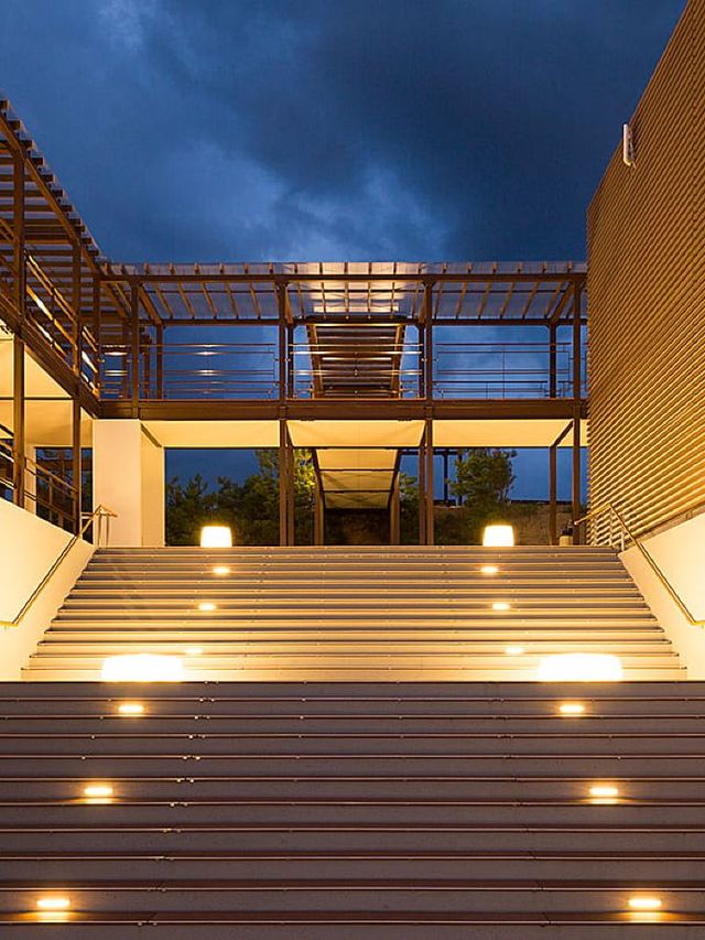 🌉 Amakusa's Hidden Gem: Luxe Stay & Private Onsen! 🛀