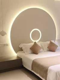 上海！！新開的！！不想退房…。