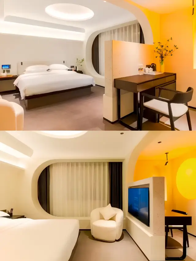 "Island 18 Degrees Smart Hotel: A charming little world by the Arcade Street. 